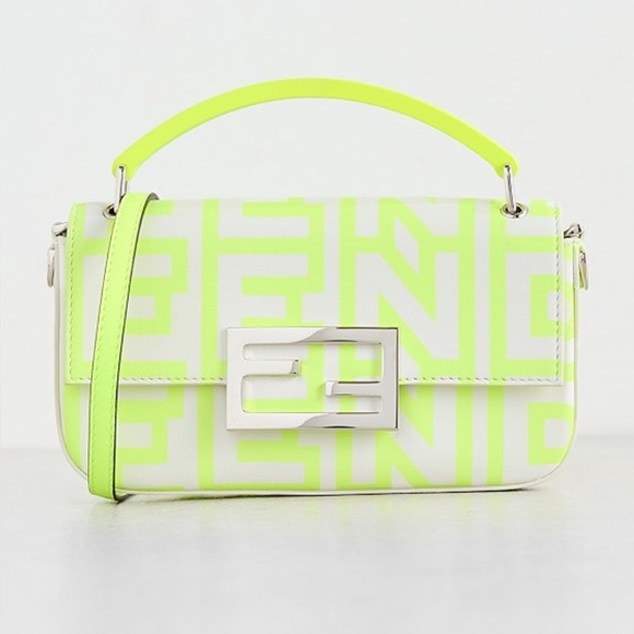 BUY NOW- Fendi x Marc Jacobs Givvy - Picture 3 of 3